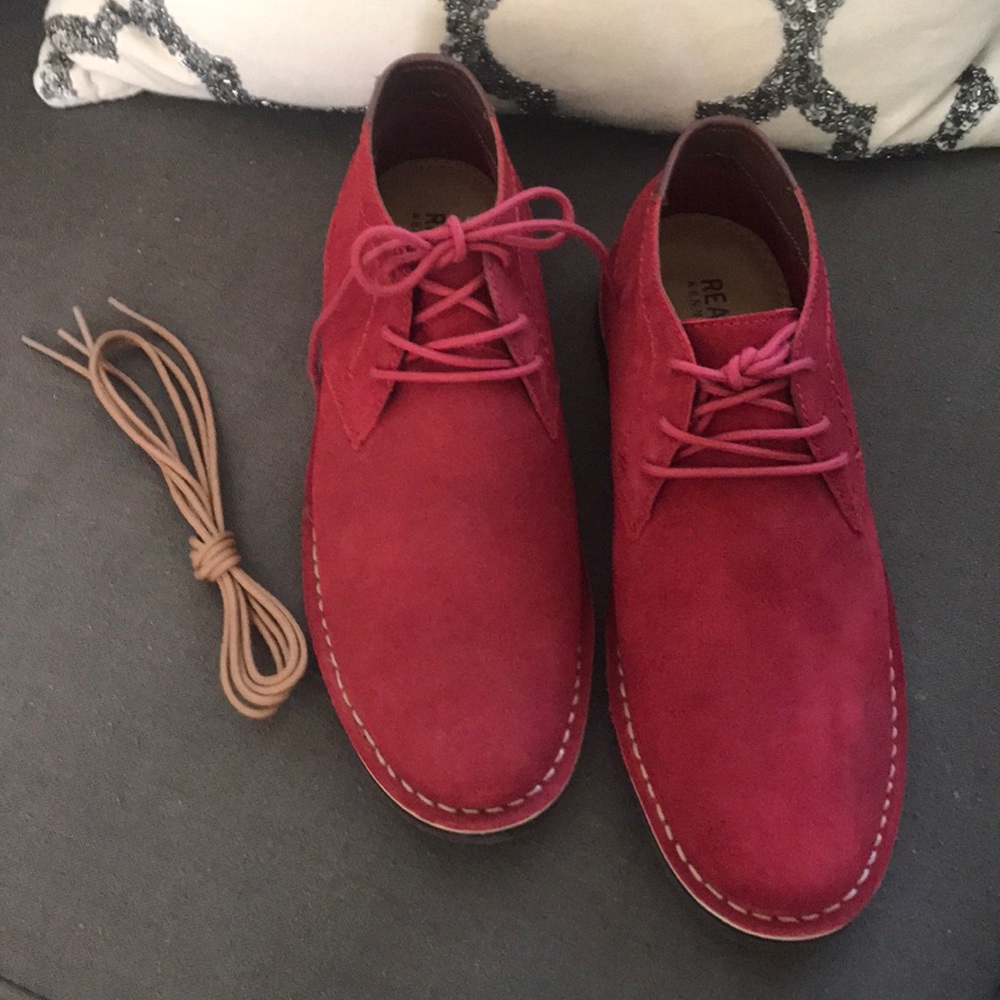 NEW Reaction Kenneth Cole Chukka Boots